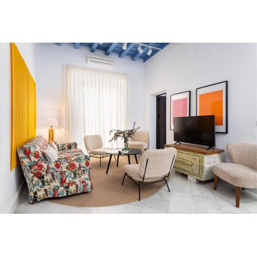 Almirante Hoyos House with Private Terrace