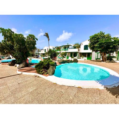 Aloha Apartment - Beach and pool