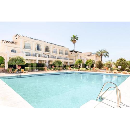 Aloha Gardens Pools BBQ Wifi Garden Apartment