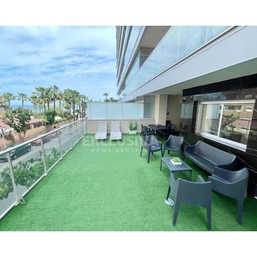 Alojamiento Garden, 1ª Linea, Magic World