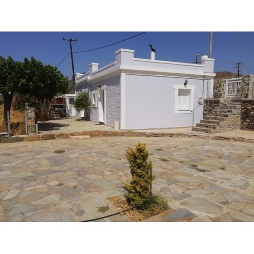 Aloni Farmhouse