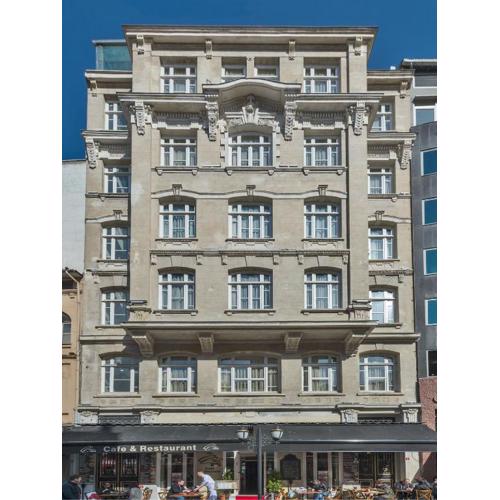 Alpek Hotel