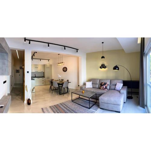 Alpha Apartment
