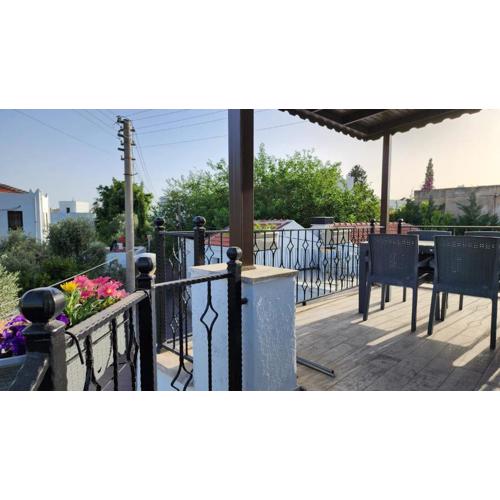 Alpi Apart Bodrum Daphne House - quite, close to the sea and central