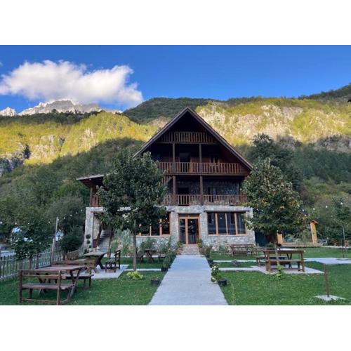 Alpinehouse