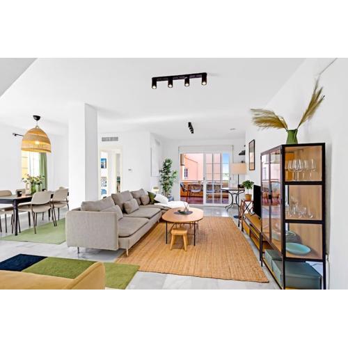 Alvarito Family Beach Retreat
