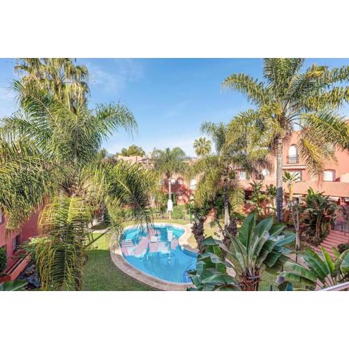 Alvarito Playa Marbella front beach apartment