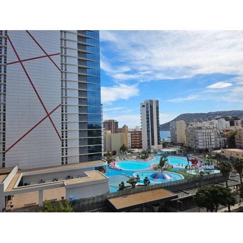 Amaika, close to beach, with parking & pools