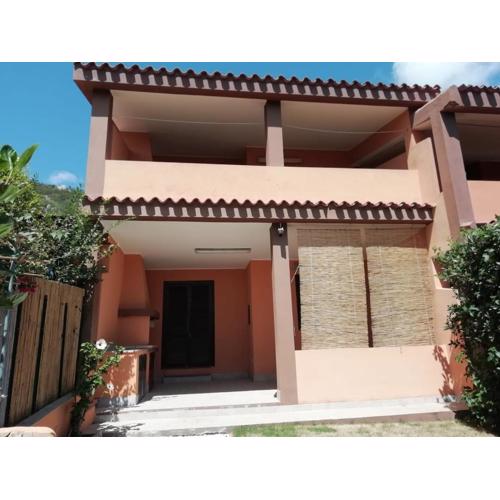 AmareSardegna11 con giardino