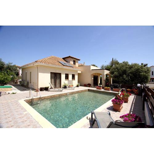 Amathousia Villa with private pool and sea view