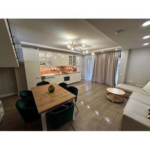 Amaya Apartment