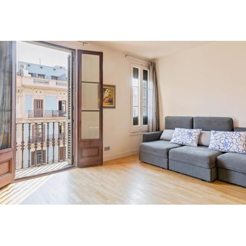 Amazing 2 Bed Apt, Sleeps 6 nr Eixample