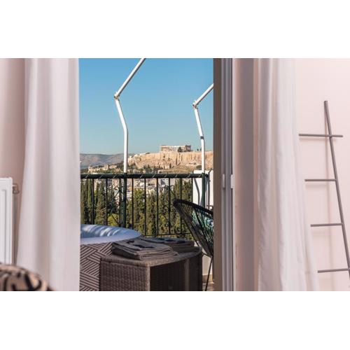 Amazing Acropolis View Penthouse Apartment With Jacuzzi