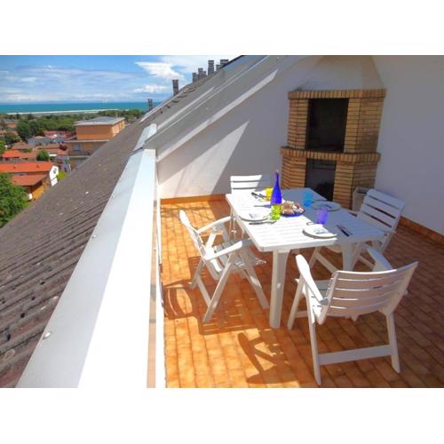 Amazing apartment in Caorle near seabeach