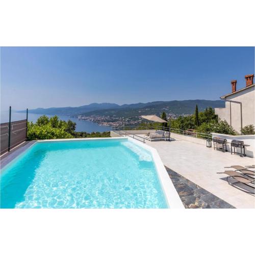 Amazing Apartment In Rijeka With Wifi