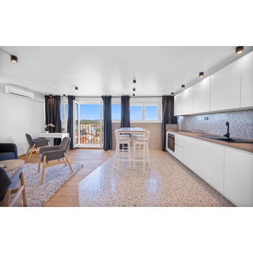 Amazing Apartment In Sibenik
