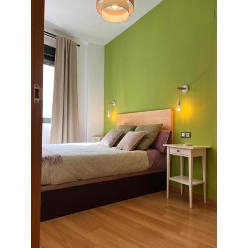 Amazing Apartment in the Heart of Malaga POOL & FREE PARKING