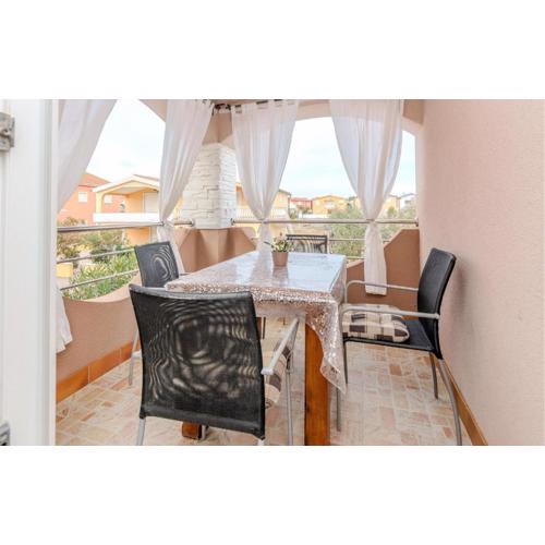 Amazing Apartment In Vir With Wifi