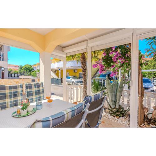 Amazing Apartment In Vir With Wifi