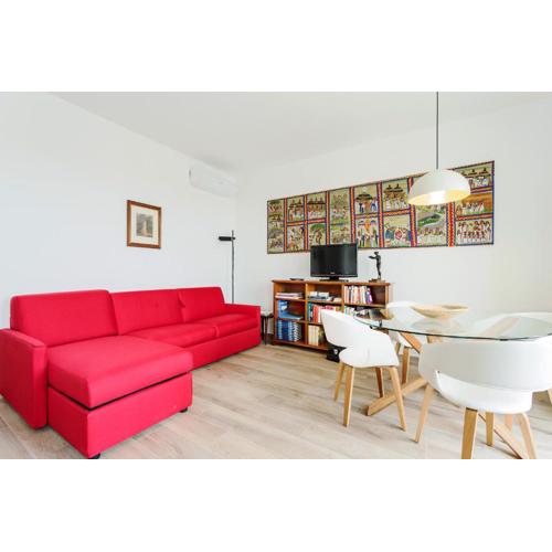 Amazing flat with big terrace and private car park