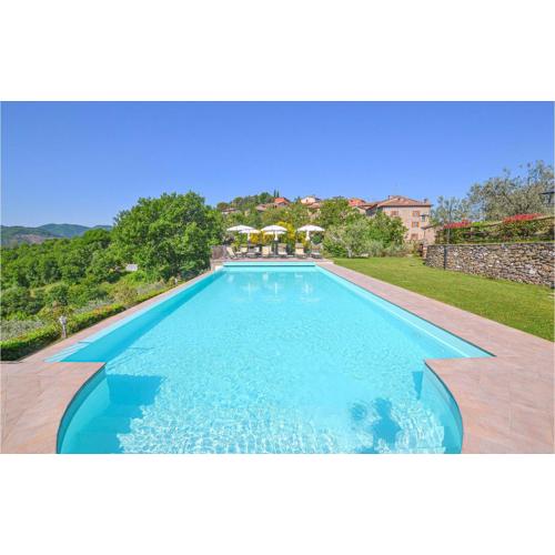 Amazing Home In Arezzo