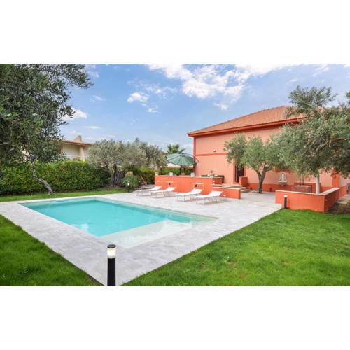 Amazing Home In Castellammare Del Golf