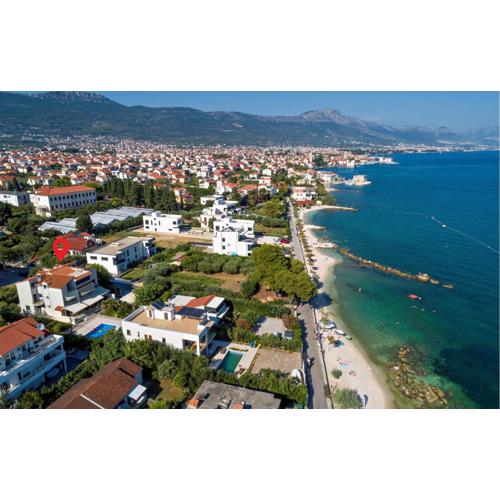 Amazing Home In Kastel Stafilic