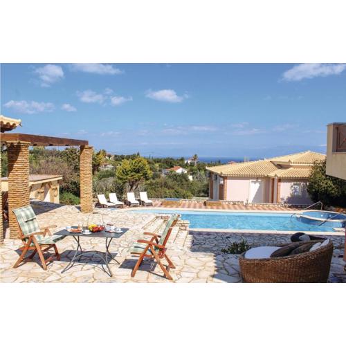 Amazing Home In Koroni With Jacuzzi