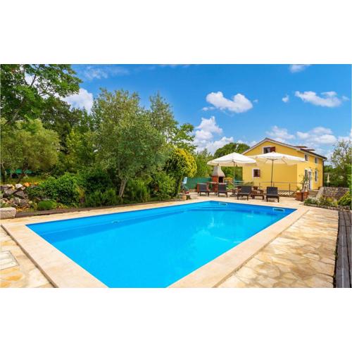 Amazing Home In Malinska With Kitchen