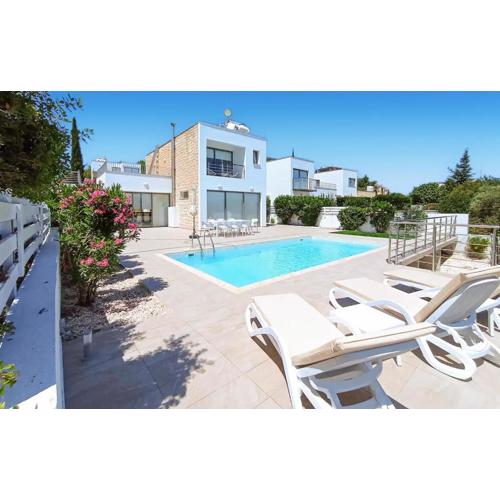 Amazing Home In Miliou-Paphos With Wifi