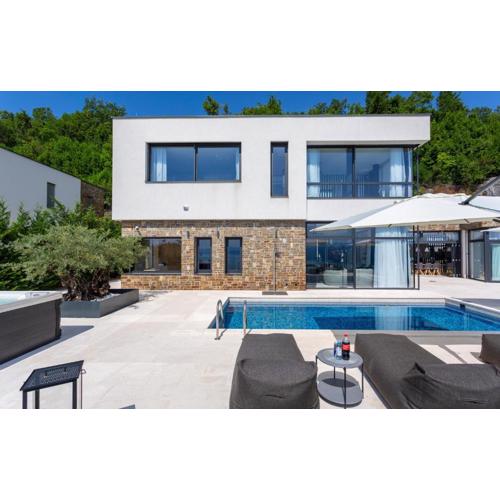 Amazing Home In Opatija With Sauna