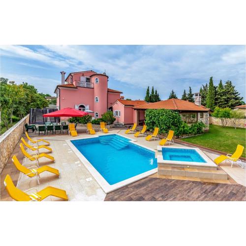 Amazing Home In Pula With Sauna