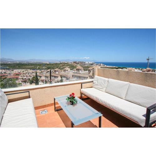 Amazing Home In Santa Pola