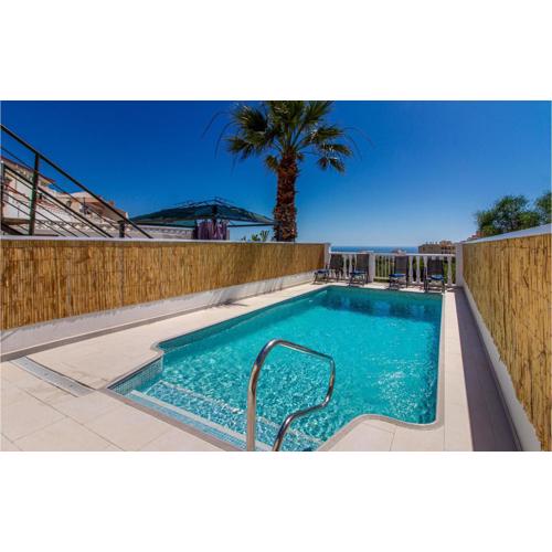Amazing Home In Torrevieja With Kitchen
