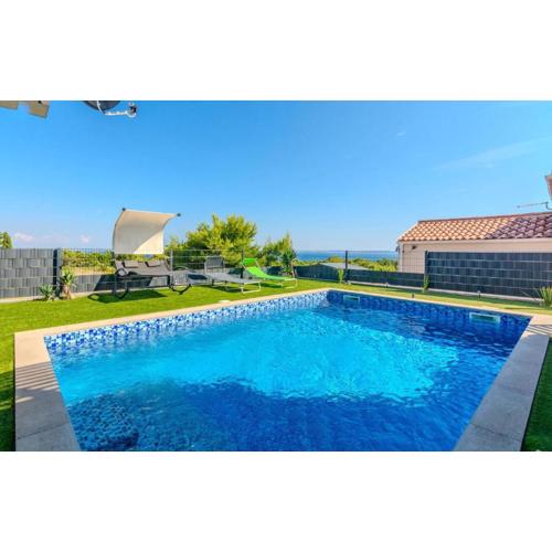 Amazing Home In Vir With House Sea View