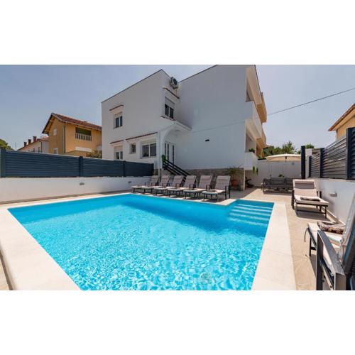 Amazing Home In Zadar With Wifi