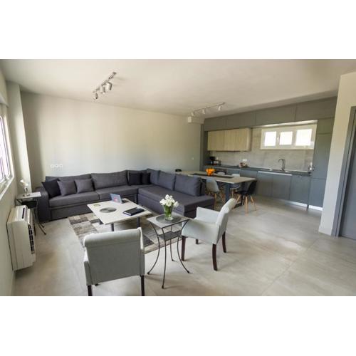 Amera - Troumpas Family Apartments