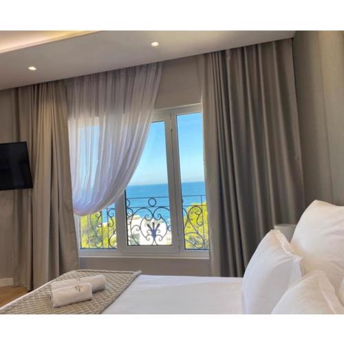 AMI MAR Hotel