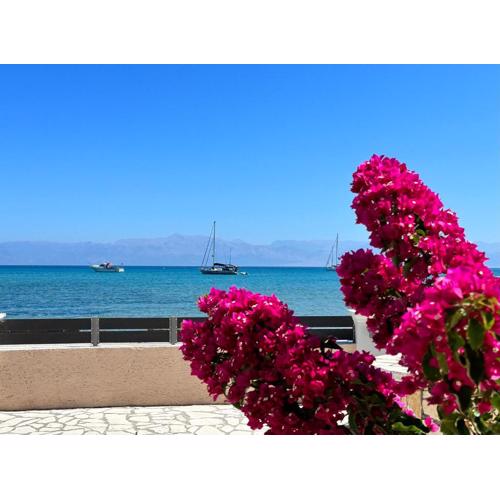 AMMOS Beach apartment