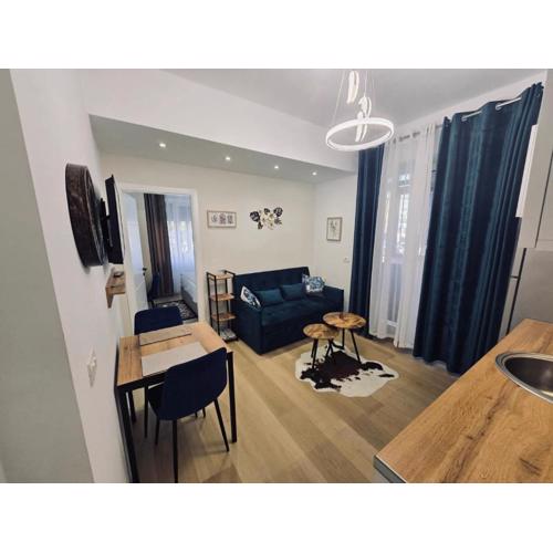Amo Apartment