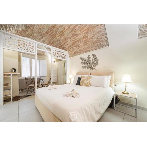 Amo Castle Rooms