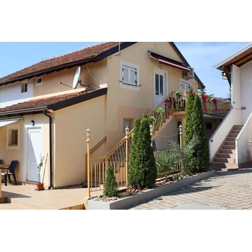 AMORE house with apartment