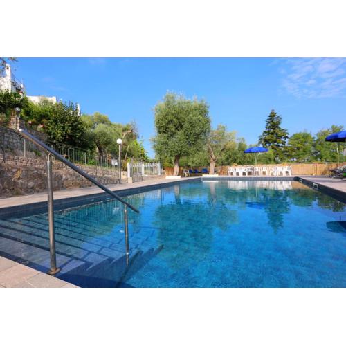 AMORE RENTALS - Villa Tittina