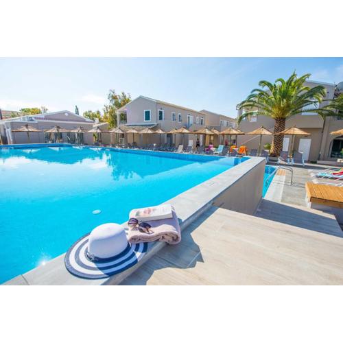 Amour Holiday Resort