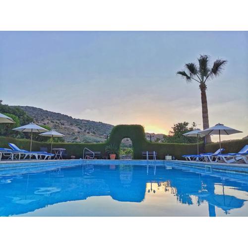 Ampelokipi Holiday Apartments