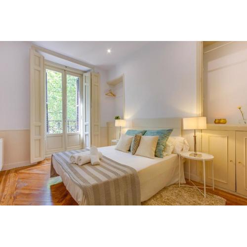 Amplias habitaciones en el corazón de Madrid - Plaza de España