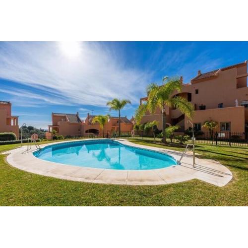 Amplio apartamento en Lagos de Santa Maria Golf