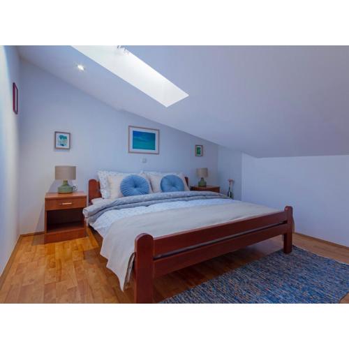 Amu Apartment
