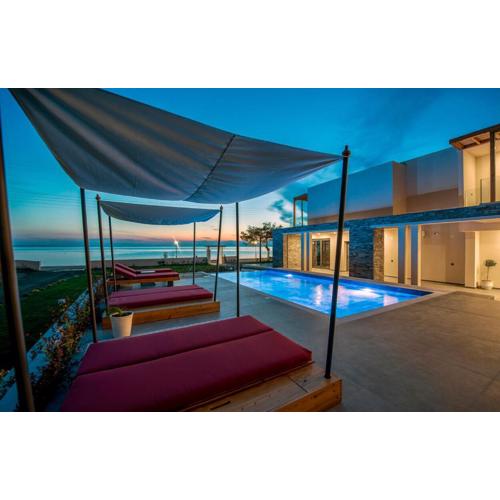 Amyntas Seafront Hotel