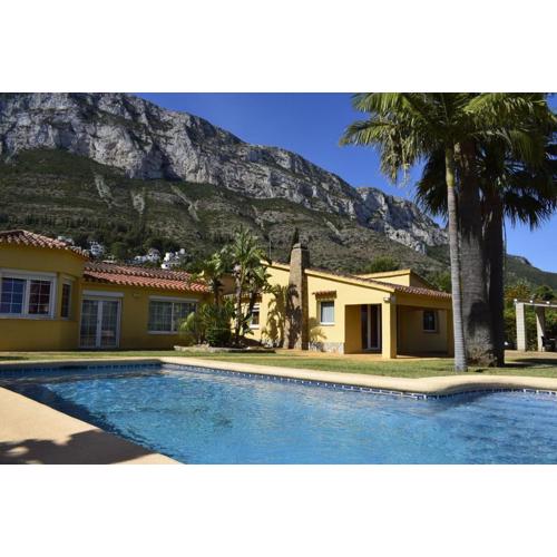 Anacasa Villa Montgo Perelloner CH4316